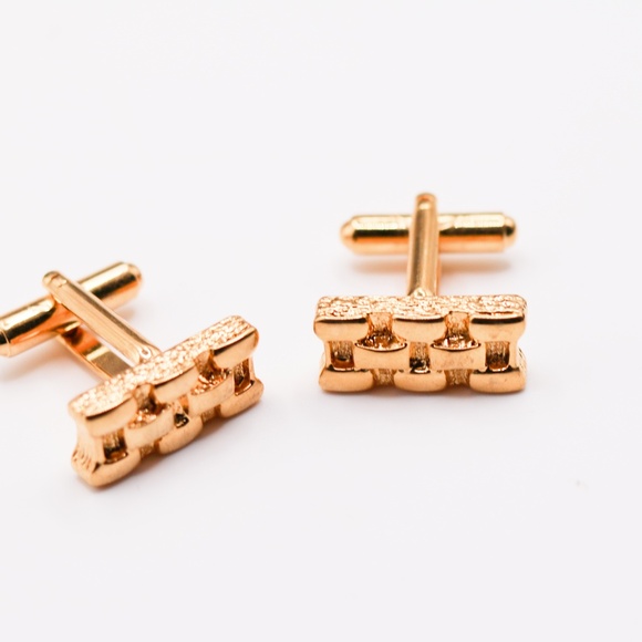 Versace Cufflinks - Picture 1 of 3